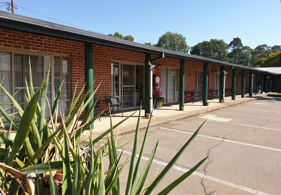 Murrumbateman Country Inn Bagian luar foto