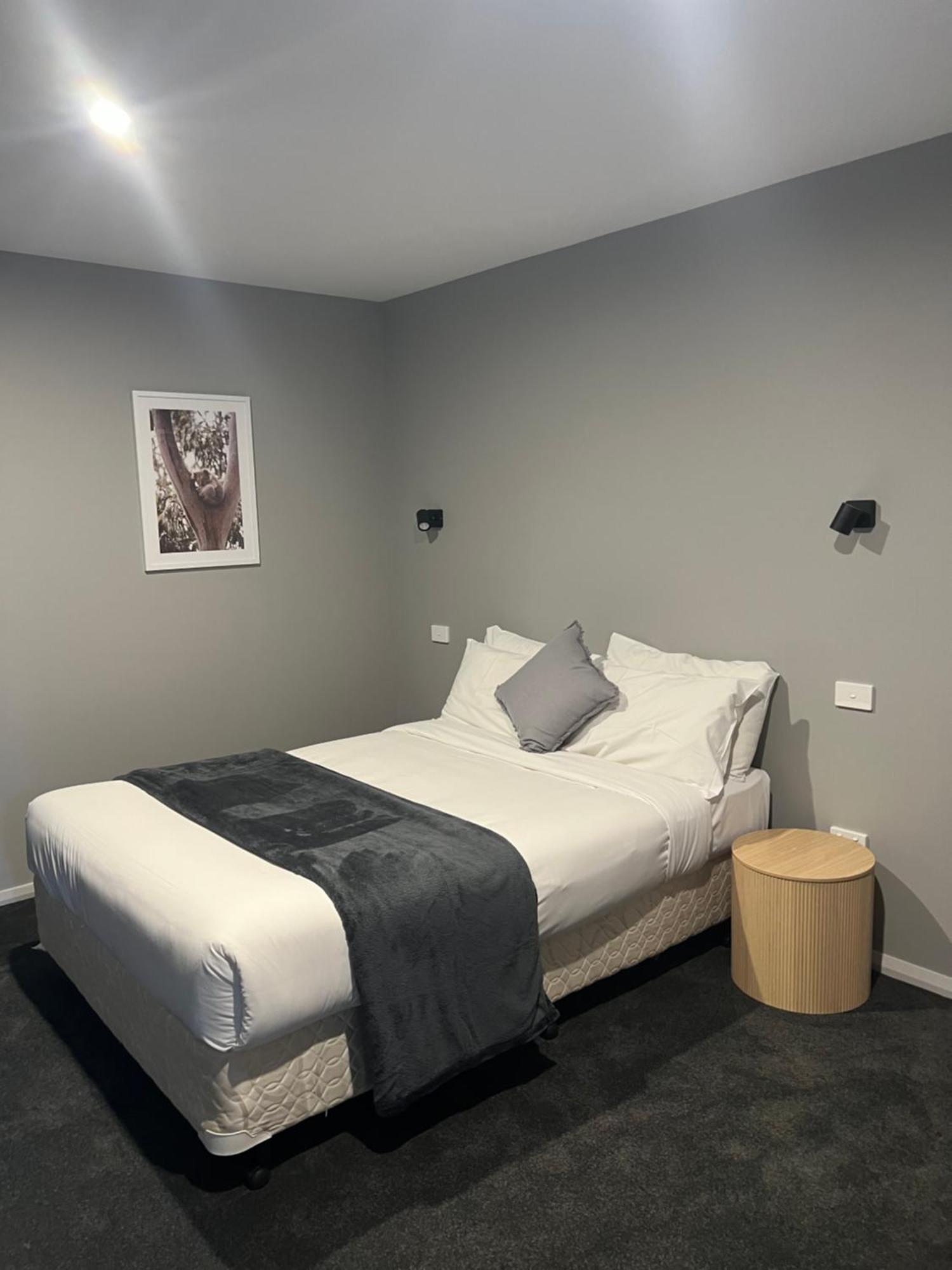 Murrumbateman Country Inn Bagian luar foto